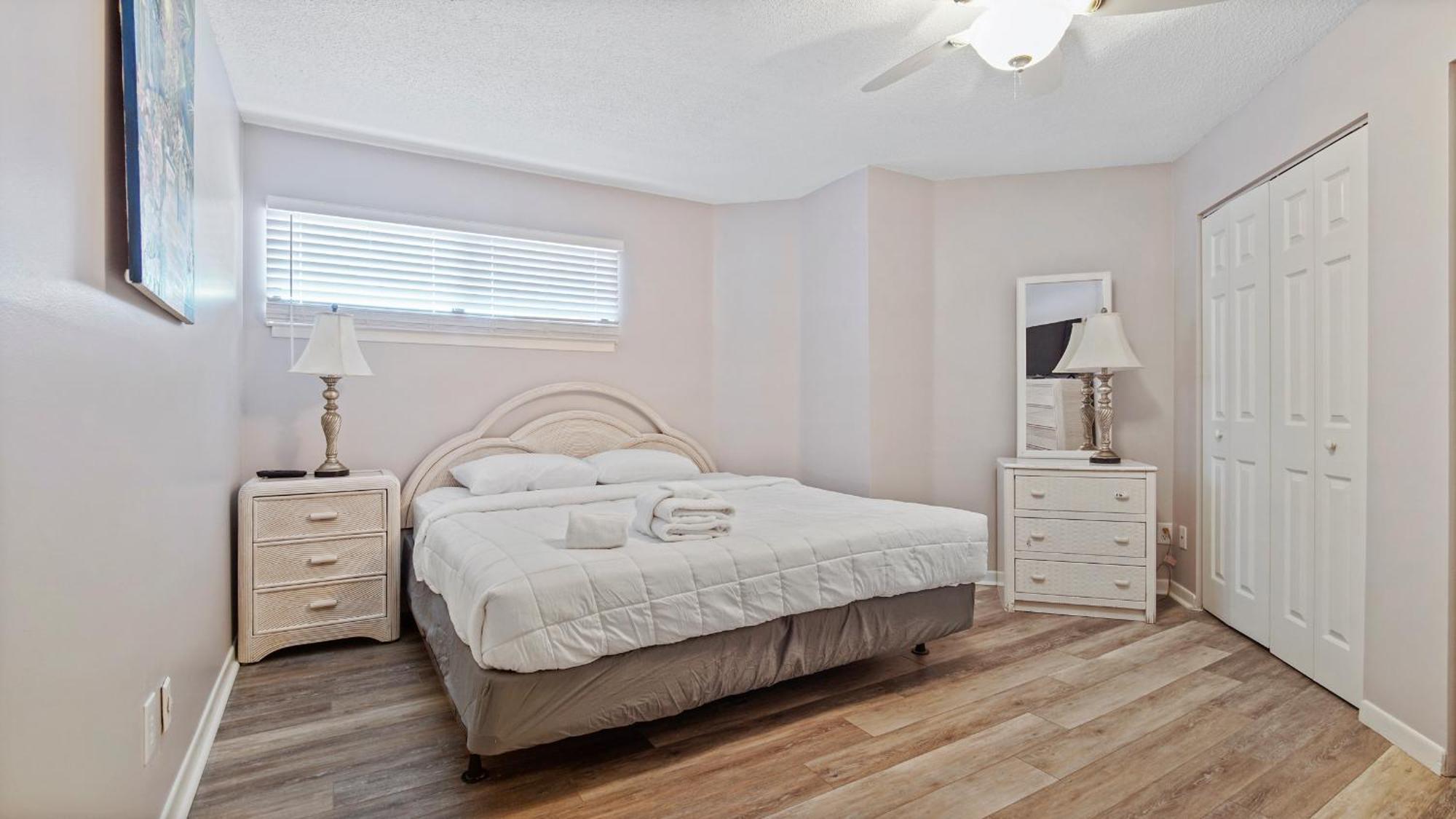 Aquavista Beach Resort By Sand Seeker Vacations Panama City Beach Rom bilde