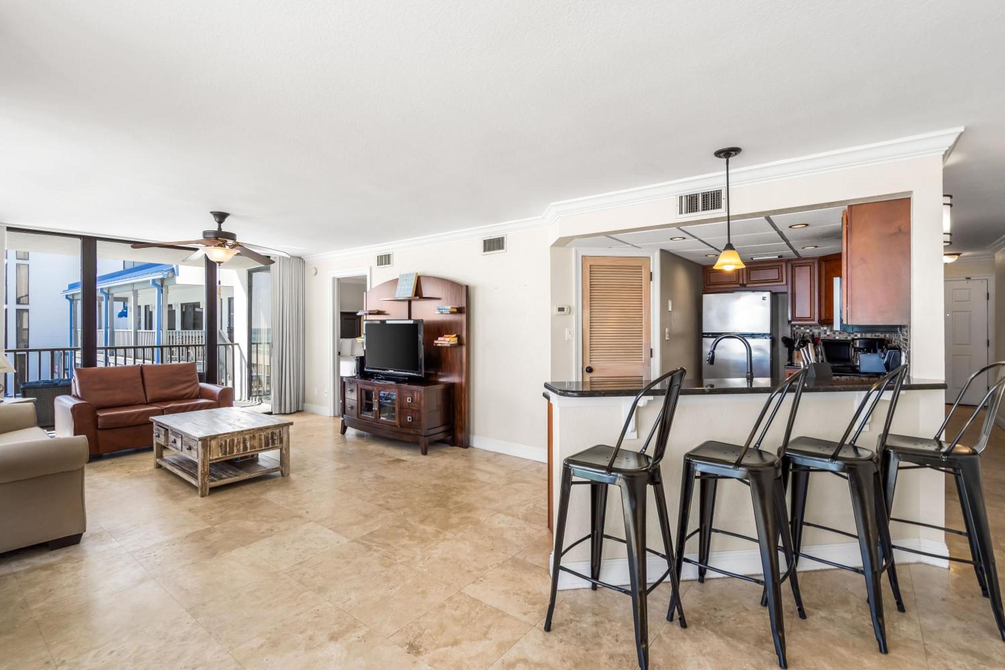 Aquavista Beach Resort By Sand Seeker Vacations Panama City Beach Rom bilde